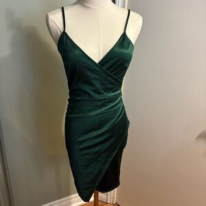 Vntg Elegant Green Satin Wrap Dress